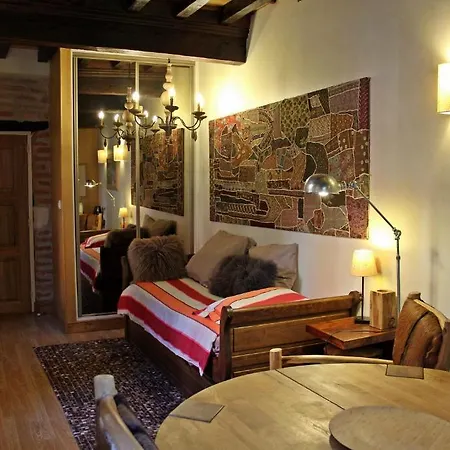 Oda ve Kahvaltı Maison D'hotes Du Pigne 2*