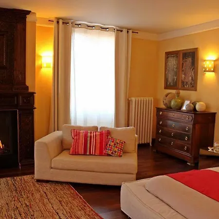 Oda ve Kahvaltı Maison D'hotes Du Pigne 2*